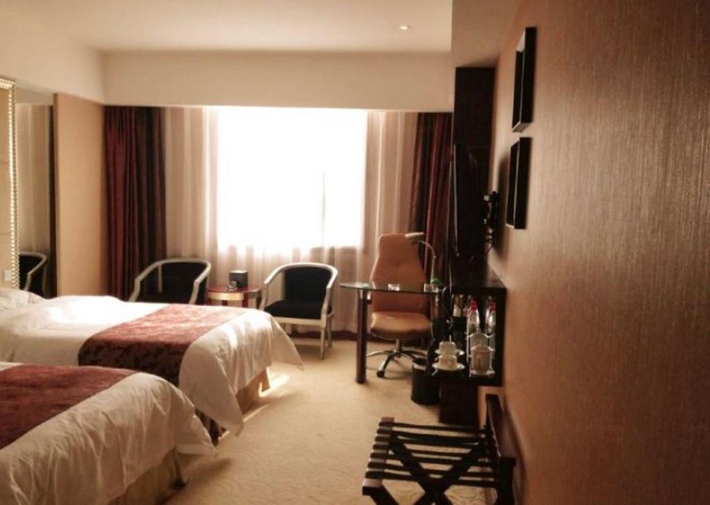 Yunheng Hotel Neijiang Exterior foto